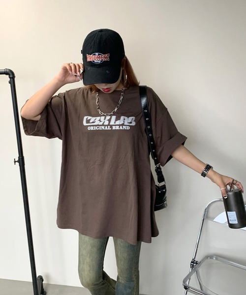 non-hedge(ノンヘッジ)の「スプレーロゴビッグ半袖Tシャツ(Tシャツ/カットソー・レディース・ブラウン/オフホワイト/チャコールグレー/ブラック・FREE)」の17枚目の写真