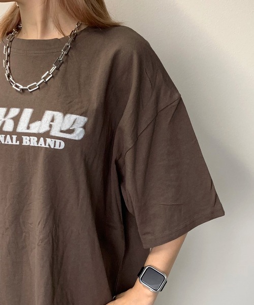 non-hedge(ノンヘッジ)の「スプレーロゴビッグ半袖Tシャツ(Tシャツ/カットソー・レディース・ブラウン/オフホワイト/チャコールグレー/ブラック・FREE)」の22枚目の写真