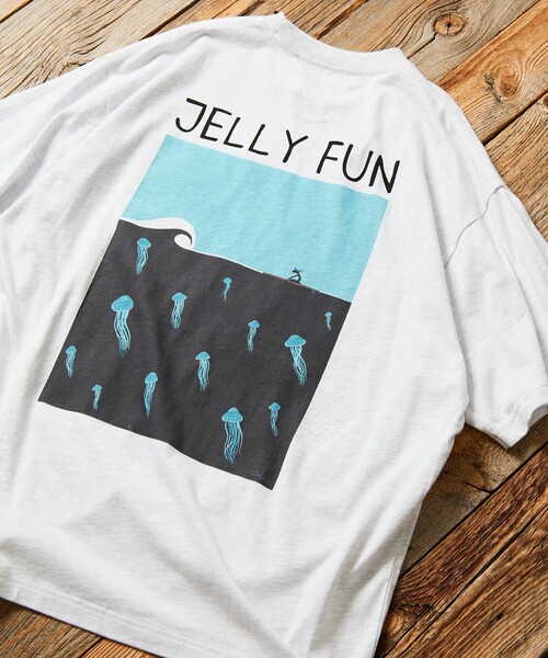 Jonas Claesson(ジョナスクレアッソン)の「JONAS CLAESSON/ジョナス クレアッソン Jelly Fun Tee/バックプリント/リラックスフィット(Tシャツ/カットソー・メンズ・ホワイト/グレー/ブラック・MEDIUM/LARGE)」の3枚目の写真
