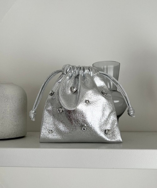 Me%（ミィパーセント）の「ビジューキンチャクポーチ 124046（ポーチ