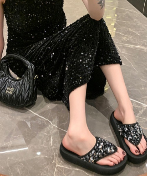 Ritzy（リッツィー）の「スパンコール 厚底サンダル（サンダル・レディース・シルバー/ブラック系1/ブラック系2・23/22.5/24.5/23.5/24）」の3枚目の写真