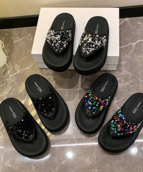 Ritzy（リッツィー）の「スパンコール 厚底サンダル（サンダル・レディース・シルバー/ブラック系1/ブラック系2・23/22.5/24.5/23.5/24）」の17枚目の写真