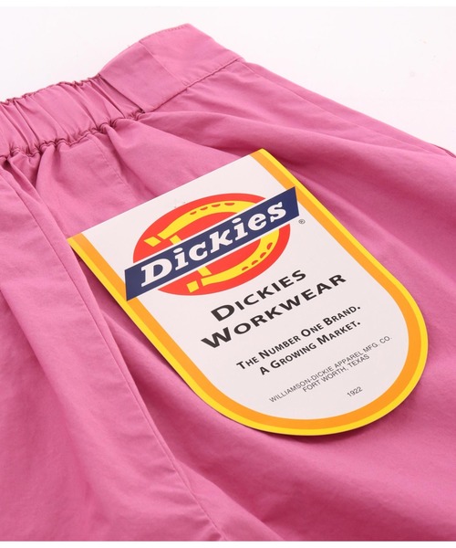 Dickies（ディッキーズ）の「DICKIES コットンダンプサイドポケットバルーンパンツ（その他パンツ・レディース・ピンク/ブラック/ベージュ・M/L）」の10枚目の写真