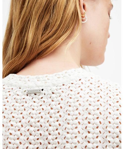 ALLSAINTS（オールセインツ）の「KARMA CROCHET STEVIE SLIM FIT T-SHIRT | KARMA クロシェ スティービー スリム フィット Tシャツ（Tシャツ/カットソー・レディース・ホワイト・6/2/4/8/10/12）」の4枚目の写真