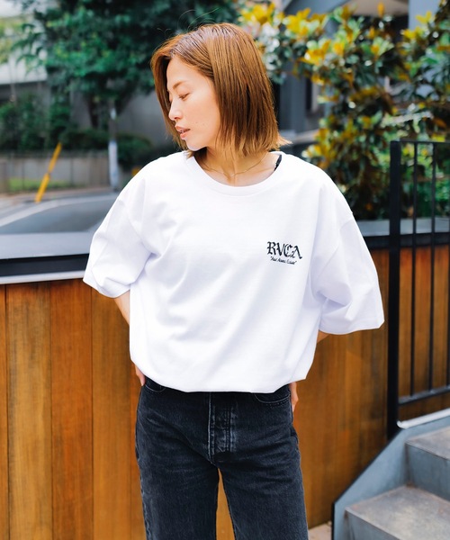 RVCA(ルーカ)の「RVCA メンズ ROSE CT Tシャツ 【2024年夏モデル】/ルーカバックプリント半袖Tシャツ(Tシャツ/カットソー・メンズ・ホワイト/ブラウン/ブラック・MEDIUM/LARGE/X-LARGE/SMALL)」の17枚目の写真