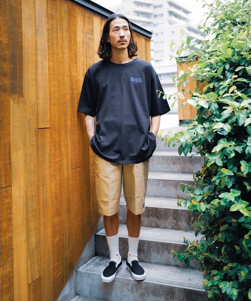 RVCA(ルーカ)の「RVCA メンズ ROSE CT Tシャツ 【2024年夏モデル】/ルーカバックプリント半袖Tシャツ(Tシャツ/カットソー・メンズ・ホワイト/ブラウン/ブラック・MEDIUM/LARGE/X-LARGE/SMALL)」の21枚目の写真