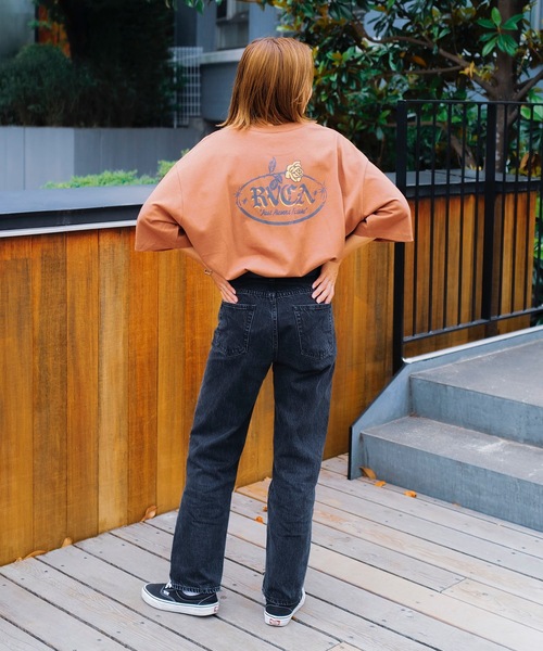 RVCA(ルーカ)の「RVCA メンズ ROSE CT Tシャツ 【2024年夏モデル】/ルーカバックプリント半袖Tシャツ(Tシャツ/カットソー・メンズ・ホワイト/ブラウン/ブラック・MEDIUM/LARGE/X-LARGE/SMALL)」の10枚目の写真