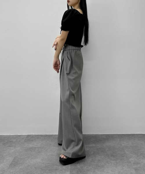 LVEU.（ラブユ.）の「【LVEU.】レースアップリボンブラウス / トップス ブラウス レースアップ リボン パフショルダー シャーリング ショート クロップド ガーリー オフショル オフショルダー ホワイト ブラック ブルー（シャツ/ブラウス・レディース・ブルー/ブラック/ホワイト・FREE）」の14枚目の写真