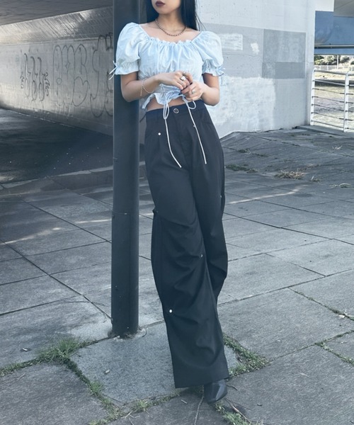 LVEU.（ラブユ.）の「【LVEU.】レースアップリボンブラウス / トップス ブラウス レースアップ リボン パフショルダー シャーリング ショート クロップド ガーリー オフショル オフショルダー ホワイト ブラック ブルー（シャツ/ブラウス・レディース・ブルー/ブラック/ホワイト・FREE）」の18枚目の写真