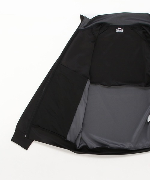 LONSDALE(ロンズデール)の「LONSDALE ポリニット 配色切替 バックプリント ZIPパーカー(ジャージ・メンズ・ブラック/チャコール・LL/M)」の6枚目の写真