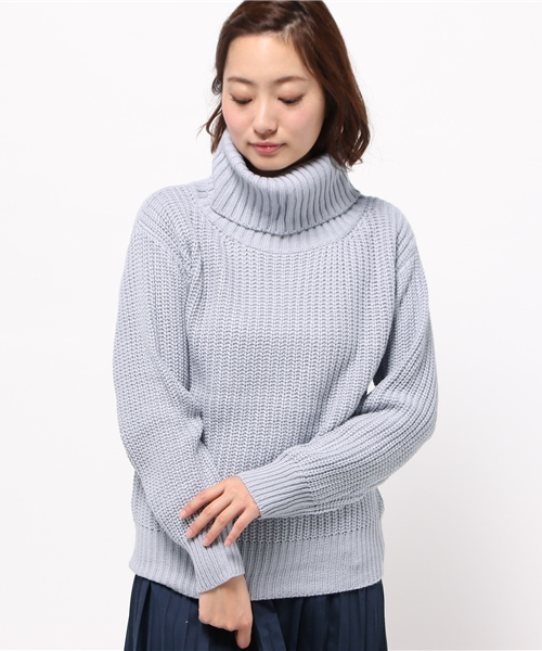 one after another NICE CLAUP(ワンアフターアナザーナイスクラップ)の「【non-no1月号掲載 ナイスクラップ】ざっくりタートルニット(ニット/セーター・レディース・オフホワイト/ブラック/トップグレー/サックスブルー・FREE)」の1枚目の写真