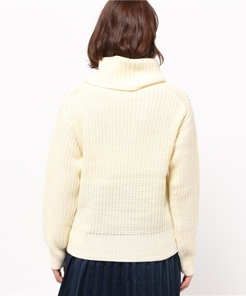 one after another NICE CLAUP(ワンアフターアナザーナイスクラップ)の「【non-no1月号掲載 ナイスクラップ】ざっくりタートルニット(ニット/セーター・レディース・オフホワイト/ブラック/トップグレー/サックスブルー・FREE)」の10枚目の写真