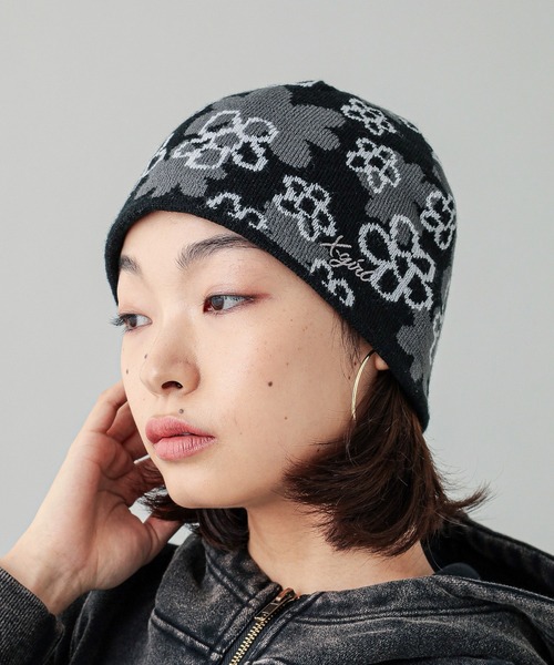 X-girl（エックスガール）の「PIXEL FLOWER JACQUARD BEANIE（ニットキャップ/ビーニー・レディース・ブラック/オリーブ・ONE SIZE）」の5枚目の写真