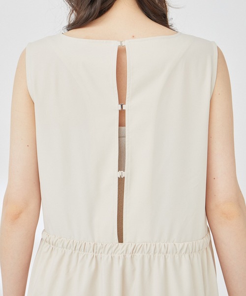 NERGY（ナージー）の「【Water proof】撥水 & UV ドロストロングワンピース（ワンピース・レディース・ブラック/キナリ・FREE）」の18枚目の写真