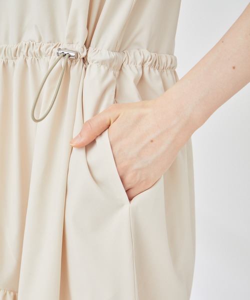 NERGY（ナージー）の「【Water proof】撥水 & UV ドロストロングワンピース（ワンピース・レディース・ブラック/キナリ・FREE）」の15枚目の写真