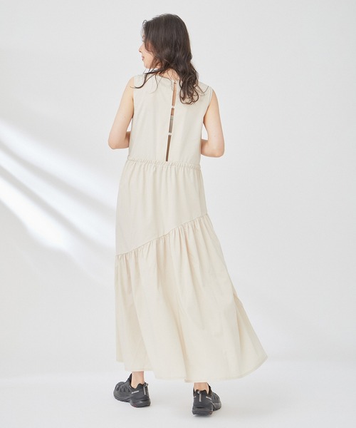 NERGY（ナージー）の「【Water proof】撥水 & UV ドロストロングワンピース（ワンピース・レディース・ブラック/キナリ・FREE）」の10枚目の写真