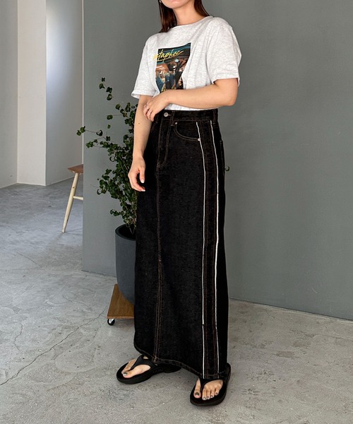 feepur（フェピュール）の「サイドフリンジナローデニムスカート（デニムスカート・レディース・ブラック/グレー/ブルー・SMALL/MEDIUM）」の16枚目の写真