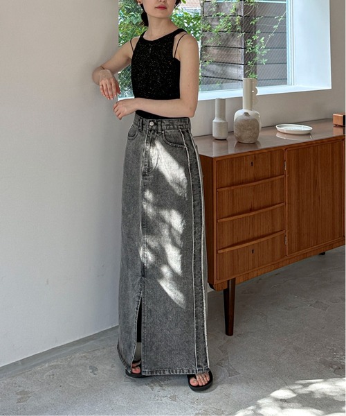 feepur（フェピュール）の「サイドフリンジナローデニムスカート（デニムスカート・レディース・ブラック/グレー/ブルー・SMALL/MEDIUM）」の5枚目の写真