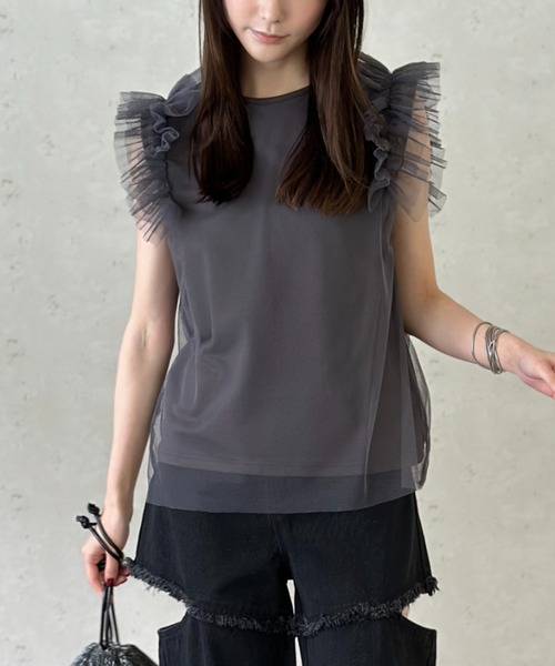 Per sist ence(パーシエンス)の「天竺×チュールレイヤーショルダーフリルTOPS(Tシャツ/カットソー・レディース・ブラック/チャコールグレー/アイボリー・FREE)」の21枚目の写真