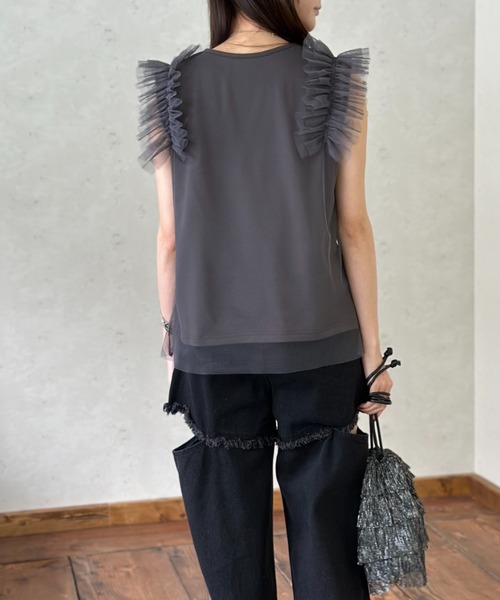 Per sist ence(パーシエンス)の「天竺×チュールレイヤーショルダーフリルTOPS(Tシャツ/カットソー・レディース・ブラック/チャコールグレー/アイボリー・FREE)」の7枚目の写真
