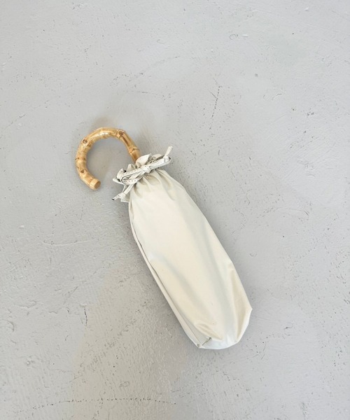 Me%（ミィパーセント）の「【晴雨兼用傘】フリルミニカサ 102559（折りたたみ傘・レディース・ブラック/ベージュ/アイボリー・FREE）」の5枚目の写真