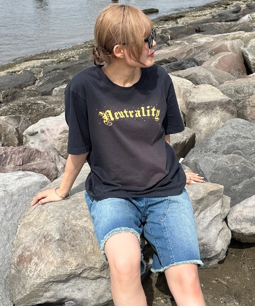 sedacle(セダクル)の「フロント加工スタッズTEE(Tシャツ/カットソー・メンズ・ブラック/グレー/ネイビー/ピンク/レッド・SMALL/MEDIUM/LARGE)」の1枚目の写真