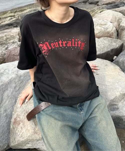 sedacle(セダクル)の「フロント加工スタッズTEE(Tシャツ/カットソー・メンズ・ブラック/グレー/ネイビー/ピンク/レッド・SMALL/MEDIUM/LARGE)」の2枚目の写真