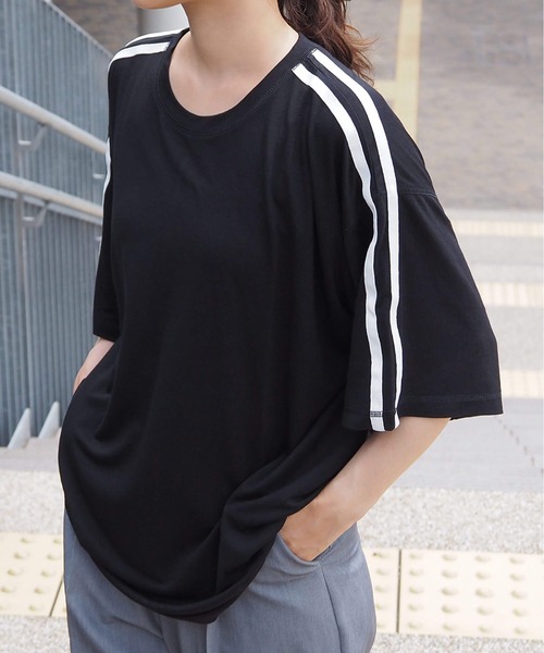 tiptop（ティップトップ）の「アソートスラブシアーBIGTシャツ（Tシャツ/カットソー・レディース・ブルー/ホワイト系その他/ブラック系その他/オフホワイト/ブラック・FREE）」の4枚目の写真
