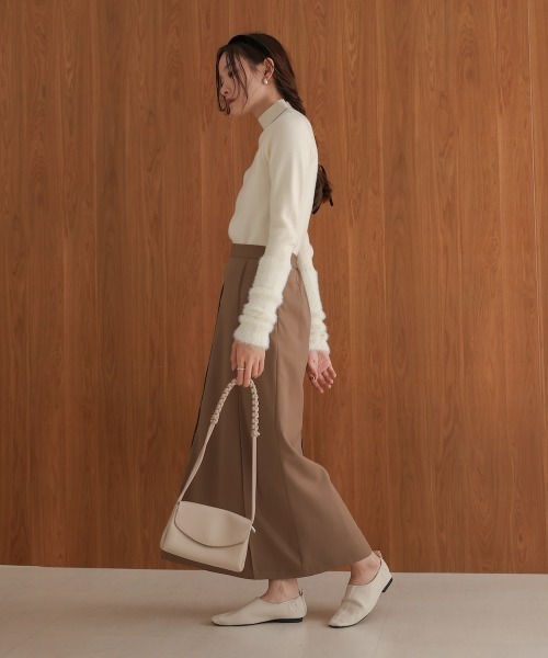 Bab（バブ）の「袖シャギーハイネックニットトップス（ニット/セーター・レディース・チャコールグレー/アイボリー/ベージュ・FREE）」の15枚目の写真