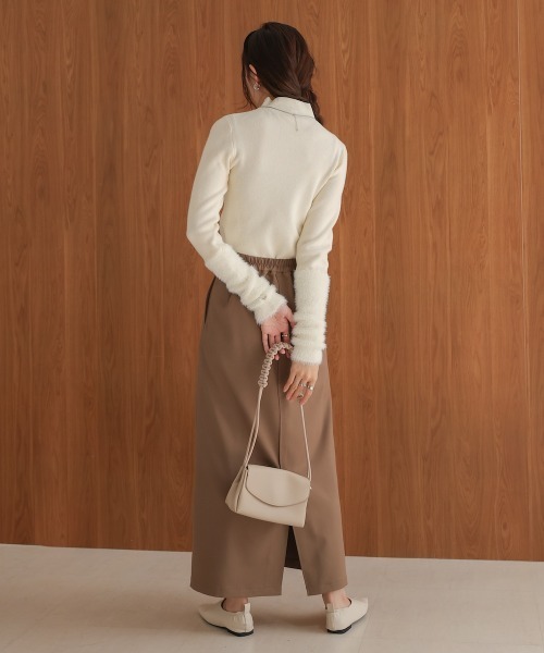 Bab（バブ）の「袖シャギーハイネックニットトップス（ニット/セーター・レディース・チャコールグレー/アイボリー/ベージュ・FREE）」の17枚目の写真