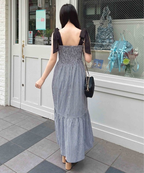 INGNI（イング）の「配色肩リボンシャーリングワンピース（ワンピース・レディース・ブラック系その他3/ブラック系/ホワイト系7・M）」の13枚目の写真