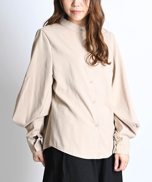 MARAI(マーライ)の「ぽわん袖バンドカラーシャツ(シャツ/ブラウス・レディース・ベージュ/ホワイト/ブルー/ブラック・FREE)」の4枚目の写真