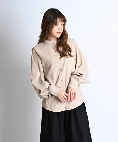 MARAI(マーライ)の「ぽわん袖バンドカラーシャツ(シャツ/ブラウス・レディース・ベージュ/ホワイト/ブルー/ブラック・FREE)」の13枚目の写真