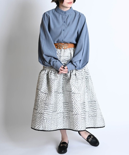 MARAI(マーライ)の「ぽわん袖バンドカラーシャツ(シャツ/ブラウス・レディース・ベージュ/ホワイト/ブルー/ブラック・FREE)」の19枚目の写真