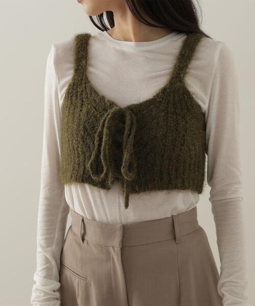 NATURAL BEAUTY BASIC（ナチュラルビューティーベーシック）の「◇デザインニットビスチェ（ベスト・レディース・オフホワイト/チャコールグレー/オリーブ・FREE）」の4枚目の写真