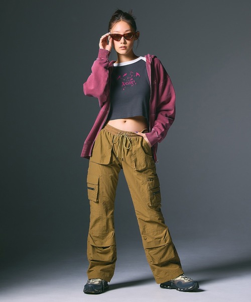 X-girl(エックスガール)の「DRAGON RAGLAN L/S BABY TEE(Tシャツ/カットソー・レディース・ホワイト/イエロー/ブラック・S/M)」の5枚目の写真
