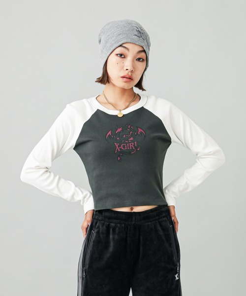 X-girl(エックスガール)の「DRAGON RAGLAN L/S BABY TEE(Tシャツ/カットソー・レディース・ホワイト/イエロー/ブラック・S/M)」の6枚目の写真