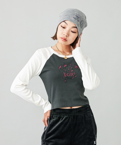 X-girl(エックスガール)の「DRAGON RAGLAN L/S BABY TEE(Tシャツ/カットソー・レディース・ホワイト/イエロー/ブラック・S/M)」の7枚目の写真