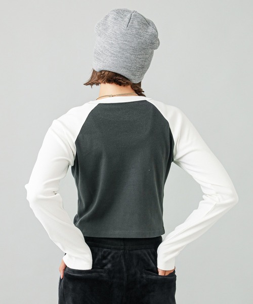 X-girl(エックスガール)の「DRAGON RAGLAN L/S BABY TEE(Tシャツ/カットソー・レディース・ホワイト/イエロー/ブラック・S/M)」の12枚目の写真