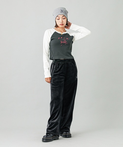 X-girl(エックスガール)の「DRAGON RAGLAN L/S BABY TEE(Tシャツ/カットソー・レディース・ホワイト/イエロー/ブラック・S/M)」の14枚目の写真