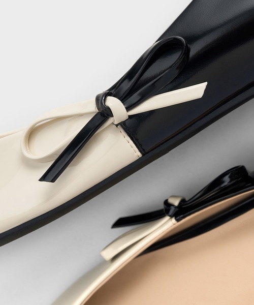 CHARLES & KEITH（チャールズ & キース）の「ボウ ポインテッドトゥフラット（バレエシューズ・レディース・ライラック/ブラック系その他2/オフホワイト・24.5cm/23.5cm/23cm/22.5cm/25.5cm/25cm）」の9枚目の写真