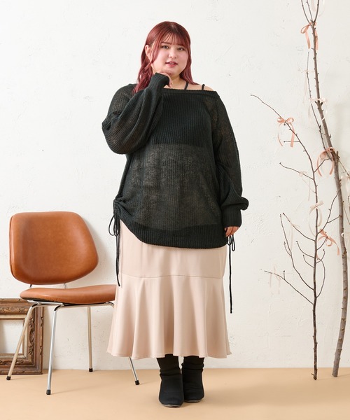 Louiosy(ルオシー)の「【大きいサイズ】裾ドロストシアーオーバーサイズニット(ニット/セーター・レディース・アイボリー/ブラック/サックスブルー・4L/3L/X-LARGE)」の14枚目の写真