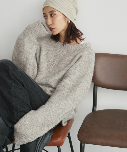 Auntie Rosa Holiday(アンティローザホリデー)の「ブークレハーフジップニットプルオーバー(ニット/セーター・レディース・グレー/ブルー/グレイッシュベージュ・FREE)」の14枚目の写真