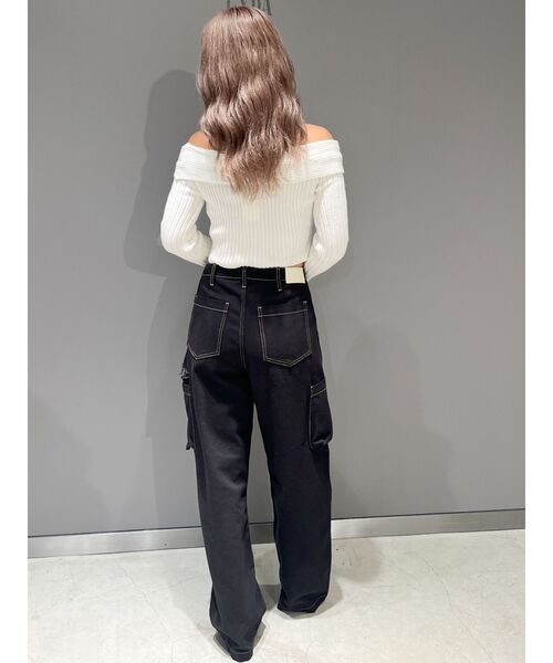 GYDA（ジェイダ）の「TWISTオフショルショートニットトップス（ニット/セーター・レディース・オフホワイト/ブラック・FREE）」の7枚目の写真