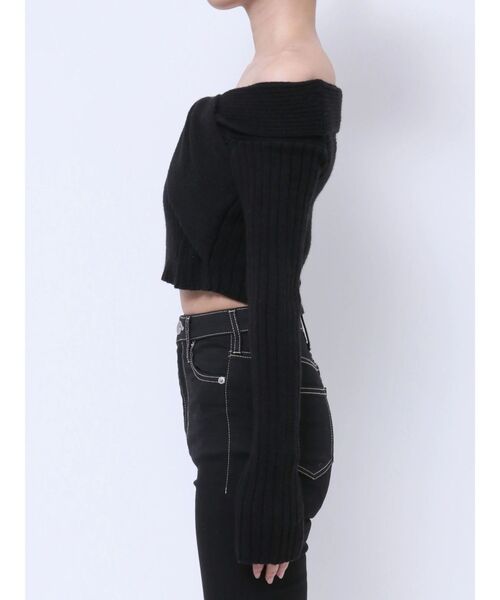 GYDA（ジェイダ）の「TWISTオフショルショートニットトップス（ニット/セーター・レディース・オフホワイト/ブラック・FREE）」の9枚目の写真