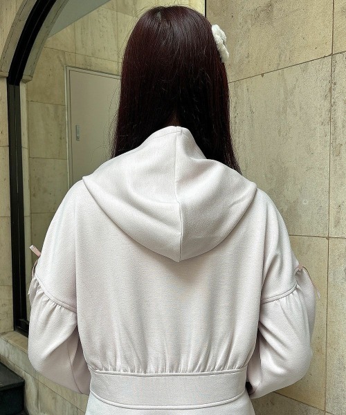 F i.n.t（フィント）の「ショルダーリボンダンボールフーディワンピース/fint（ワンピース・レディース・ライトグレー/ライトピンク/ブラック・FREE）」の14枚目の写真