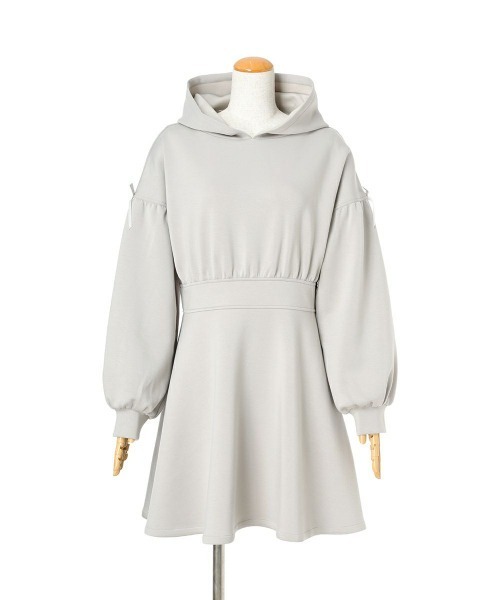 F i.n.t（フィント）の「ショルダーリボンダンボールフーディワンピース/fint（ワンピース・レディース・ライトグレー/ライトピンク/ブラック・FREE）」の18枚目の写真