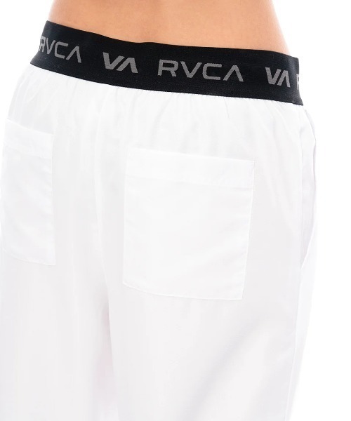RVCA（ルーカ）の「RVCA レディース VA JACQUARD BAND EAS ロングパンツ/ルーカウエストロゴイージーパンツ（その他パンツ・レディース・ブラック/ホワイト・SMALL/MEDIUM）」の6枚目の写真