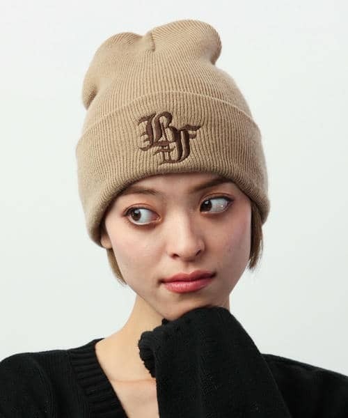 BTTF】オールドイングリッシュ刺しゅうビーニー（ニットキャップ