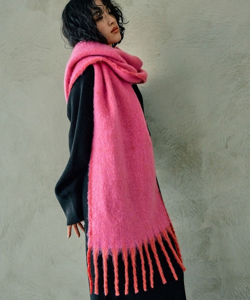 LEPSIM(レプシィム)の「太フリンジ無地ストール 132601(ストール/ショール・レディース・ピンク/グレー/ブルー/アイボリー・ONE SIZE)」の9枚目の写真